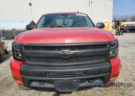 2007 Chevrolet Silverado K1500 z USA, uszkodzony, nr VIN 1GCEK19J27Z557810